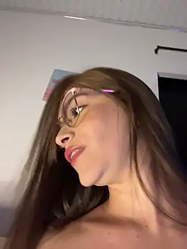 alysa g  online show from July 16, 2026, 12:07 am