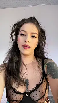 Snapshot of alysa_g_ chatting on November 5, 2025, 10:02 pm alysa g online show from November 5, 2025, 10:02 pm