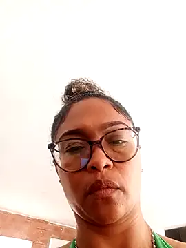 BiiancaEstradaa online show from March 12, 2026, 1:59 pm