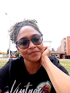 BiiancaEstradaa online show from September 29, 2025, 6:57 pm