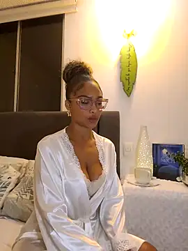 BiiancaEstradaa online show from June 1, 2026, 2:01 am