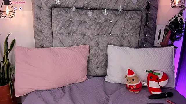 Seraphyne666 online show from December 5, 2025, 7:34 pm