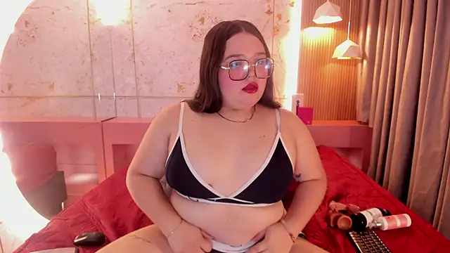 Snapshot of Lushi_Love chatting on March 4, 2026, 3:25 am Lushi Love online show from March 4, 2026, 3:25 am