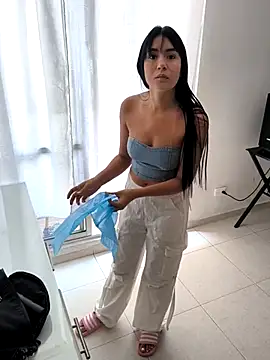 Snapshot of prayingtothesky chatting on September 14, 2025, 3:12 pm prayingtothesky online show from September 14, 2025, 3:12 pm