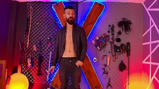 Snapshot of Warick_and_Aria_bdsm_ chatting on September 24, 2025, 7:42 pm Warick and Aria bdsm online show from September 24, 2025, 7:42 pm