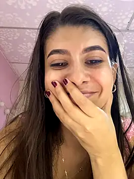 Lenapink19 online show from November 29, 2025, 11:38 pm