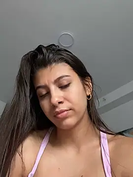 Lenapink19 online show from October 28, 2025, 9:36 pm