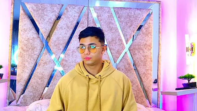 jayd muscle online show from February 6, 2026, 4:19 am