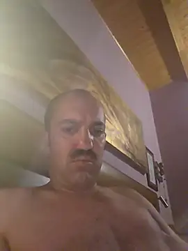 Snapshot of Asturberga chatting on June 27, 2026, 5:57 am Asturberga online show from June 27, 2026, 5:57 am