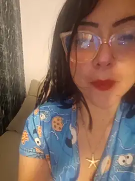 Snapshot of isa__crazy__ chatting on February 18, 2026, 8:22 am isa crazy online show from February 18, 2026, 8:22 am