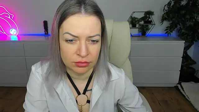 Snapshot of Anna_Snows chatting on March 2, 2026, 6:36 am Anna Snows online show from March 2, 2026, 6:36 am