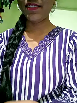 Snapshot of Telugu___Sexygirl___Naidu chatting on February 2, 2026, 4:44 am Telugu Sexygirl Naidu online show from February 2, 2026, 4:44 am