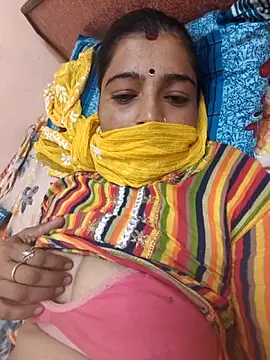 Kajalhot12 online show from October 19, 2025, 7:33 am