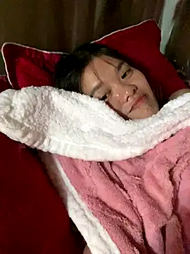 PhanHaa online show from November 16, 2025, 2:22 pm