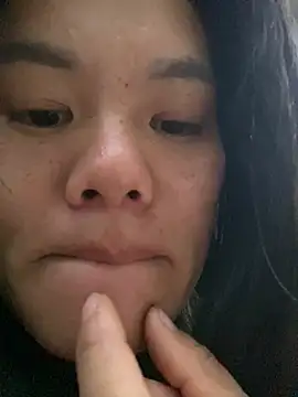 PhanHaa online show from March 5, 2026, 11:43 pm