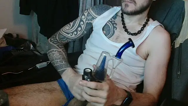 th1  online show from March 28, 2026, 8:37 am