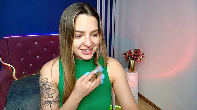 Emma  Ross online show from March 5, 2026, 2:19 am