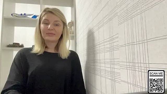 Blondie xoxoxo online show from November 27, 2025, 4:18 pm