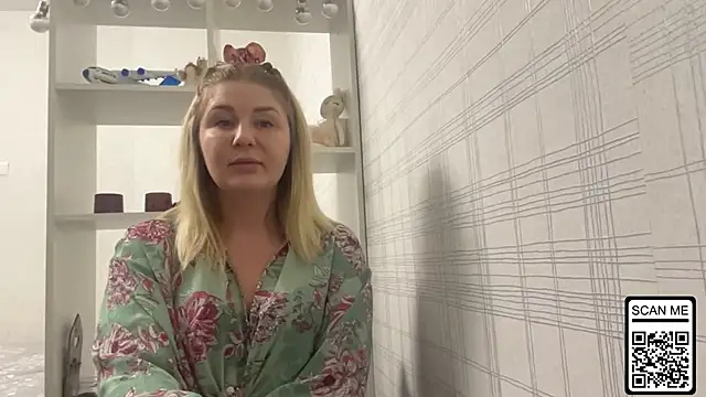 Blondie xoxoxo online show from January 14, 2026, 2:53 pm