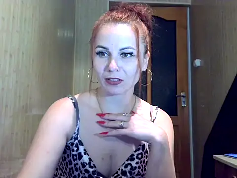 Snapshot of Kisa26311 chatting on September 29, 2025, 2:44 pm Kisa26311 online show from September 29, 2025, 2:44 pm