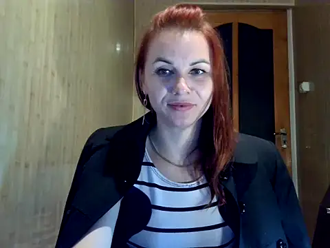 Snapshot of Kisa26311 chatting on November 17, 2025, 8:46 pm Kisa26311 online show from November 17, 2025, 8:46 pm