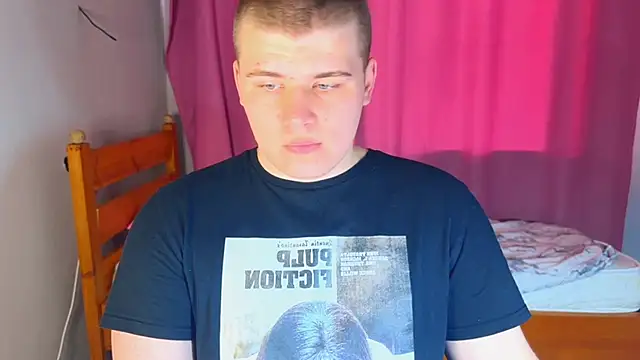 Snapshot of kittenmurr chatting on May 2, 2026, 12:54 pm kittenmurr online show from May 2, 2026, 12:54 pm
