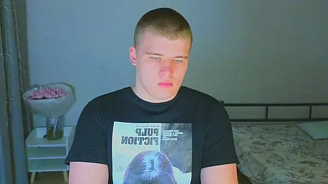 kittenmurr online show from November 2, 2025, 10:26 pm