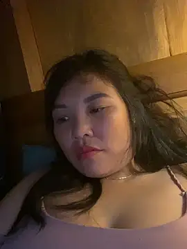 Snapshot of sexybaby_00 chatting on October 2, 2025, 5:11 am sexybaby 00 online show from October 2, 2025, 5:11 am