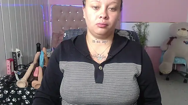 Snapshot of patty_squirt_ chatting on September 16, 2025, 2:56 am patty squirt online show from September 16, 2025, 2:56 am