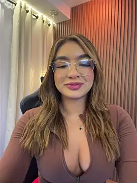 jenn fit online show from April 18, 2026, 2:03 am