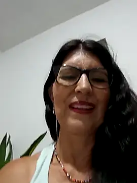 swity foster online show from October 1, 2025, 9:03 am