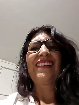 swity foster online show from September 28, 2025, 8:32 am