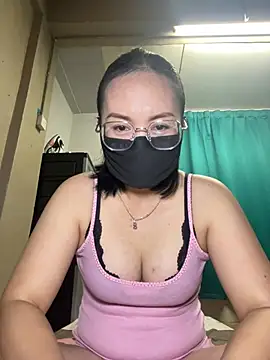 Snapshot of melyiaaa chatting on February 26, 2026, 2:50 pm melyiaaa online show from February 26, 2026, 2:50 pm