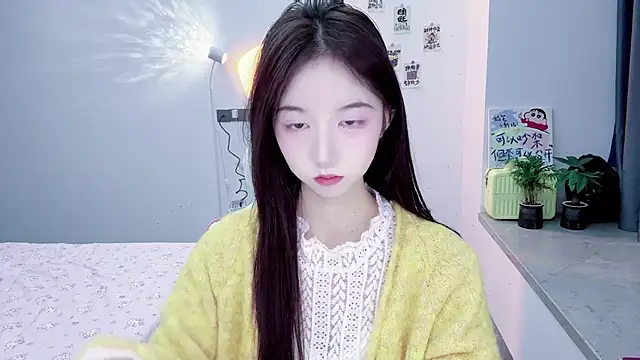 Snapshot of suger-TT chatting on October 28, 2025, 11:42 am suger-TT online show from October 28, 2025, 11:42 am