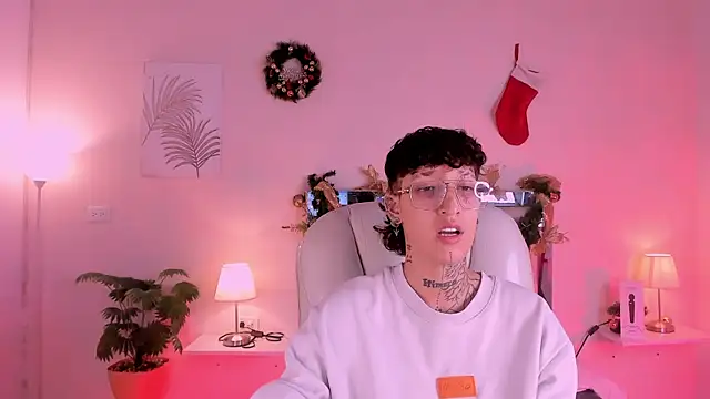 Luci Rose online show from December 2, 2025, 3:30 am