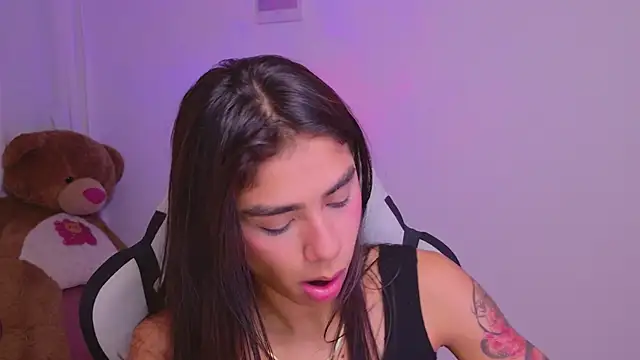 Snapshot of BrunetteAdams001 chatting on February 11, 2026, 3:39 am BrunetteAdams001 online show from February 11, 2026, 3:39 am