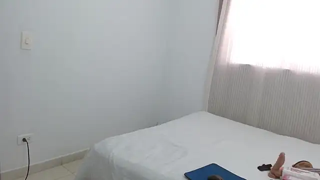 Snapshot of lolascarlett chatting on November 9, 2025, 4:55 pm lolascarlett online show from November 9, 2025, 4:55 pm