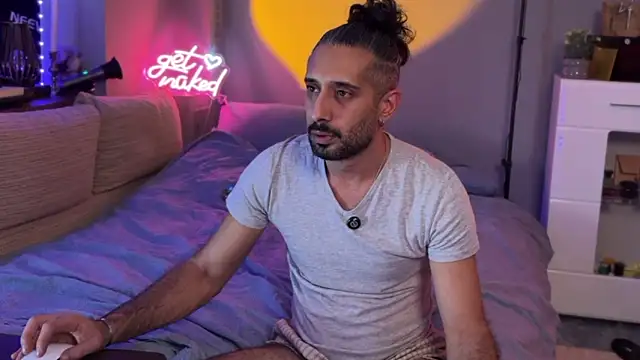 Secret Lovers1 online show from April 10, 2026, 11:23 pm