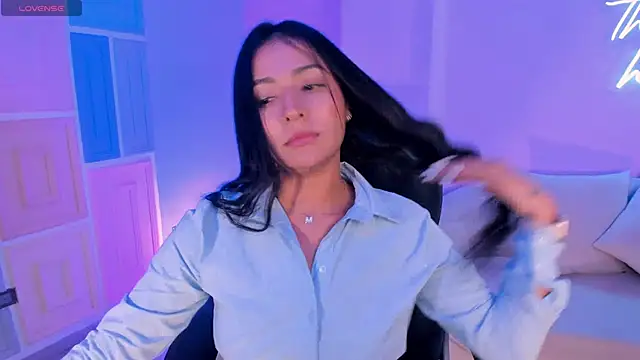 Snapshot of AyshelBrown chatting on October 21, 2025, 3:39 am AyshelBrown online show from October 21, 2025, 3:39 am