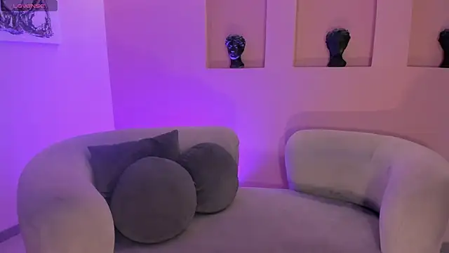 AyshelBrown online show from January 17, 2026, 4:16 am