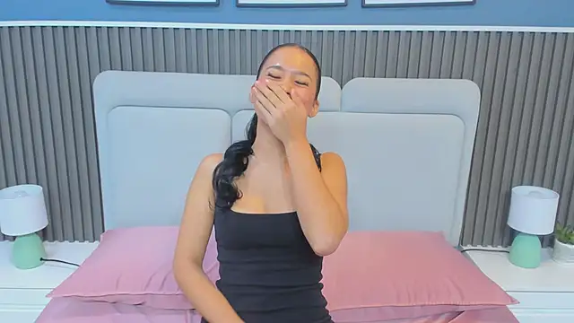 lily  star online show from February 21, 2026, 3:41 am