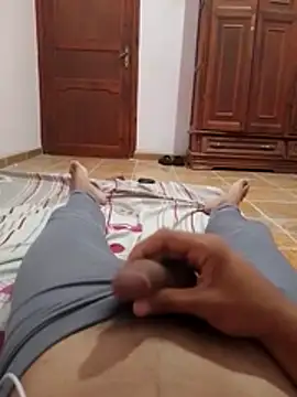 Ellyakine1 online show from October 31, 2025, 9:22 pm