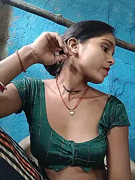 Snapshot of Harini_Gautam chatting on June 1, 2026, 6:46 am Harini Gautam online show from June 1, 2026, 6:46 am