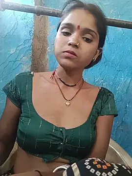 Snapshot of Harini_Gautam chatting on May 23, 2026, 4:33 am Harini Gautam online show from May 23, 2026, 4:33 am
