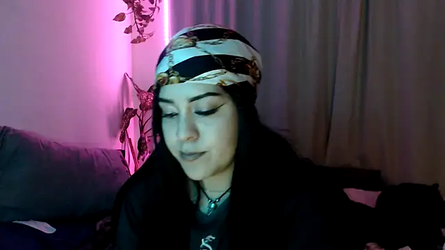 bluegoddessstoned online show from September 24, 2025, 7:59 am