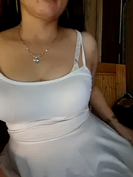 Snapshot of Nana-bar chatting on March 1, 2026, 1:44 pm Nana-bar online show from March 1, 2026, 1:44 pm