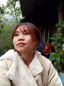 Snapshot of EllyBaby20 chatting on February 12, 2026, 8:36 am EllyBaby20 online show from February 12, 2026, 8:36 am