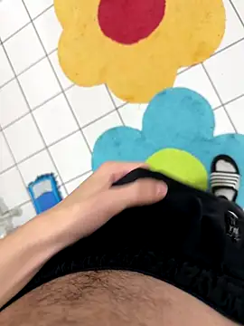 Dicksxd online show from September 24, 2025, 4:35 pm