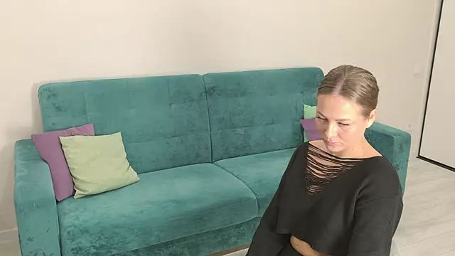 Snapshot of Shawty_Sue chatting on October 10, 2025, 11:16 pm Shawty Sue online show from October 10, 2025, 11:16 pm