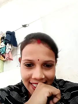 Chandni Love143 online show from September 22, 2025, 5:02 am